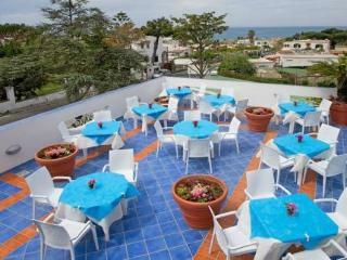 Hotel Iris
